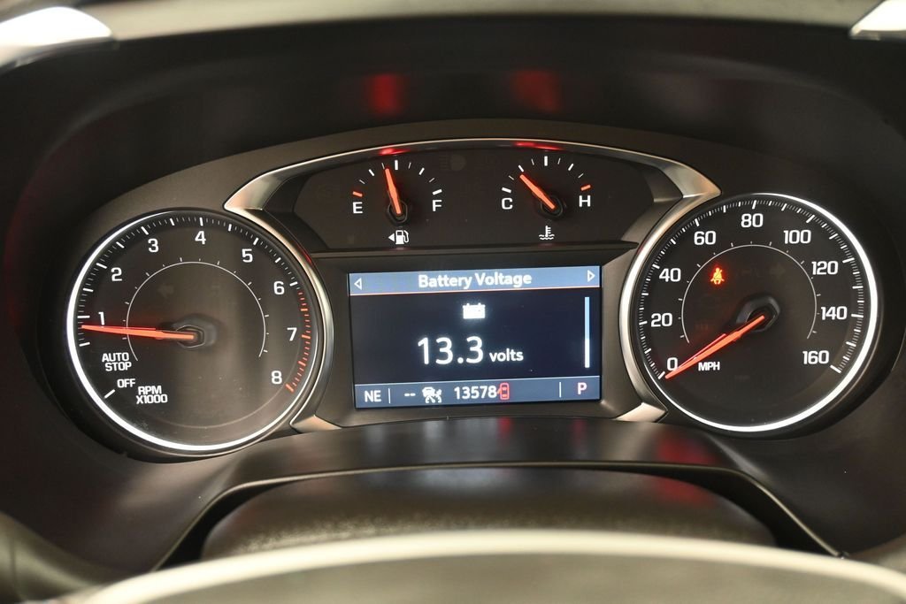 Used 2024 Gray Chevrolet LT image 7