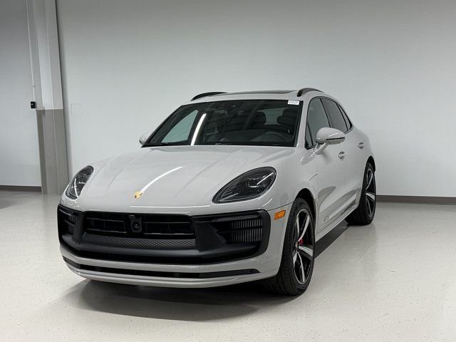 2026 Porsche Macan GTS's photo