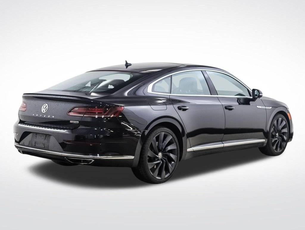 Used 2019 Deep Black Volkswagen 2.0T SEL R-Line image 5