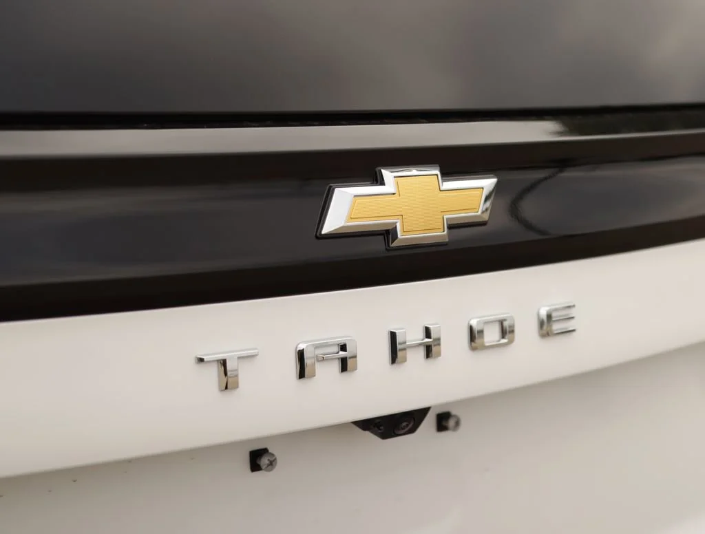 New 2026 Summit White Chevrolet LT image 39
