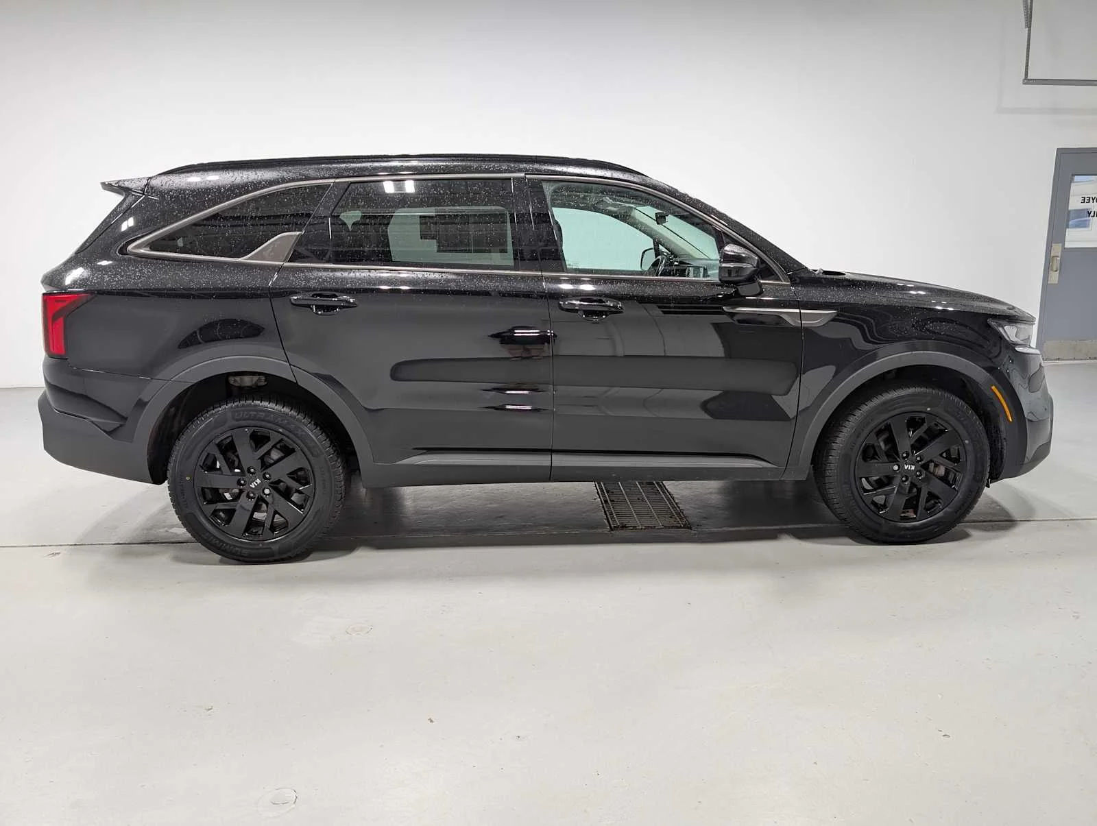 Used 2021 Ebony Black Kia S image 7