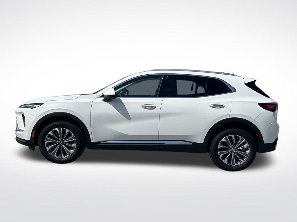 New 2026 Summit White Buick Preferred image 3