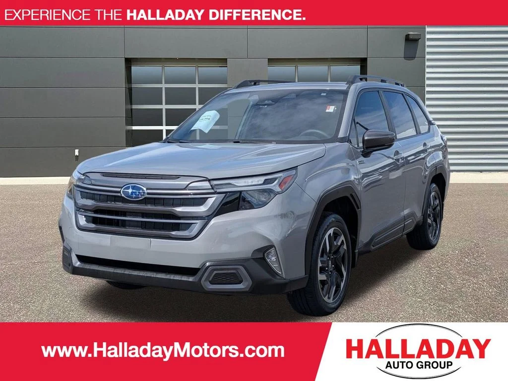 2025 Subaru Forester Limited Hybrid's photo