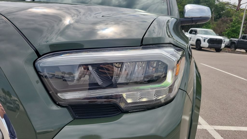 Certified Used 2022 Green Toyota Limited image 17