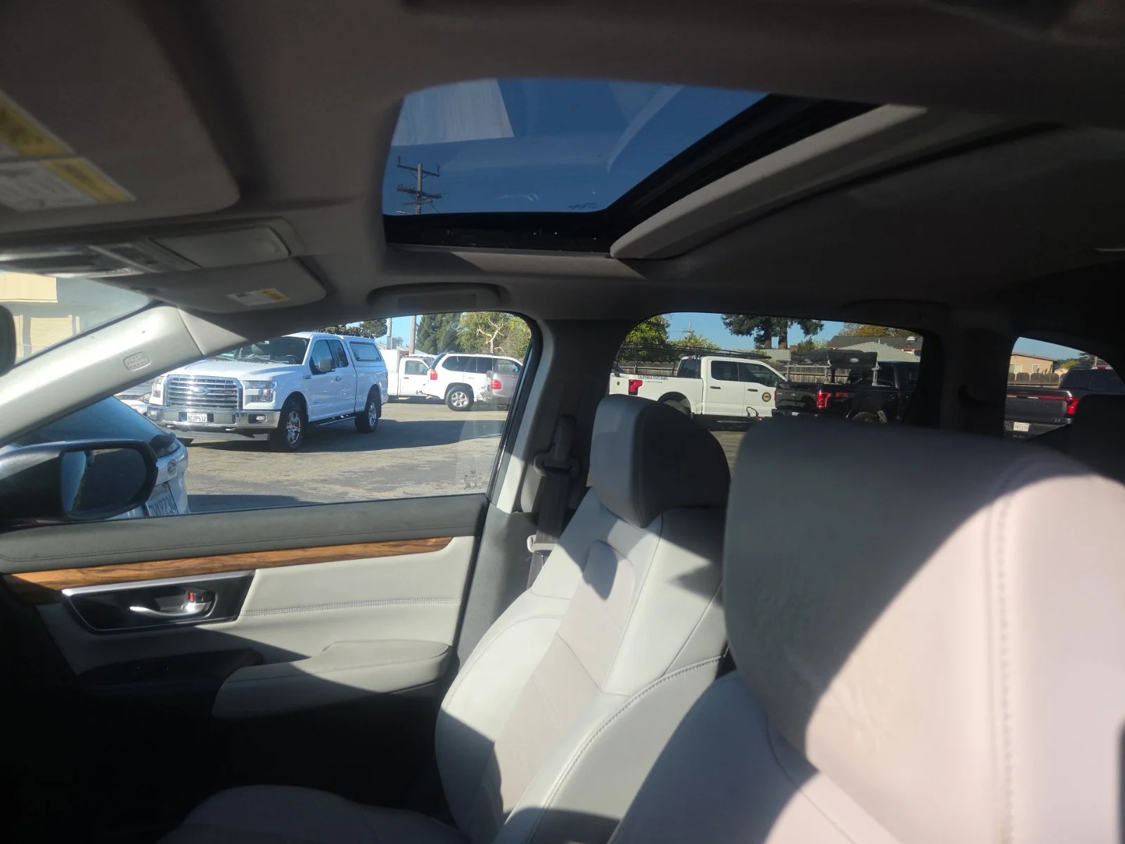 Certified Used 2018 Gray Honda Touring image 13