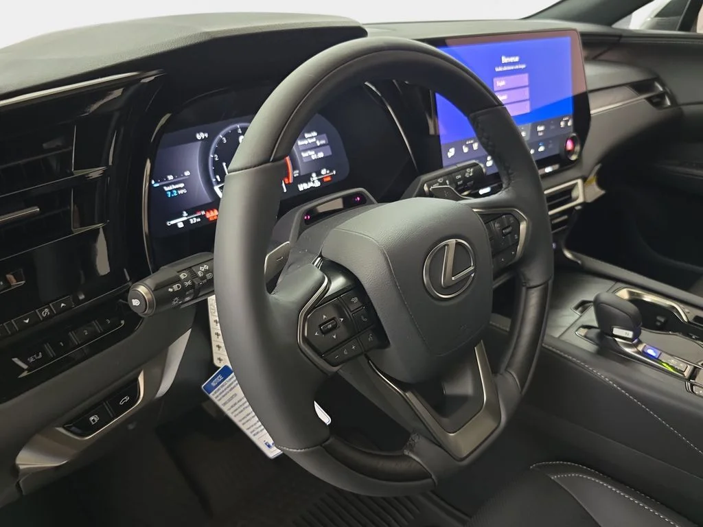 New 2026 Eminent White Pearl Lexus PREMIUM image 16