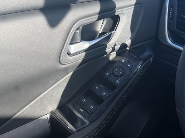 New 2026 Boulder Gray Pearl Nissan SV image 12