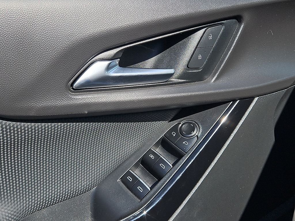 2025 Chevrolet Equinox RS - Photo 13