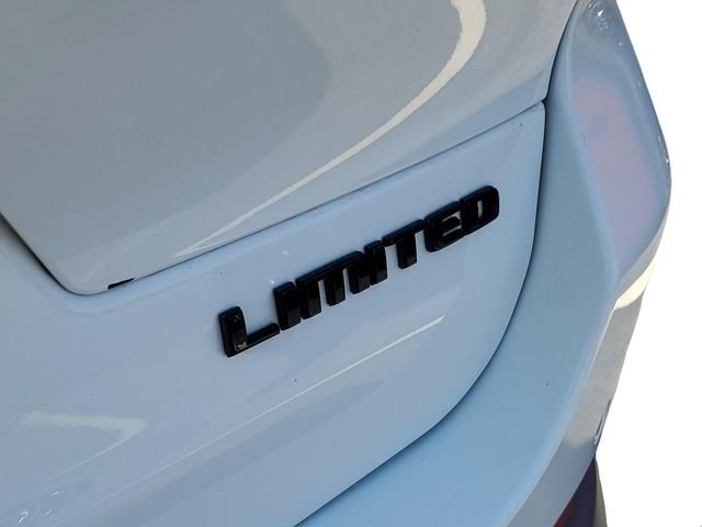 Used 2023 White Jeep Limited image 33