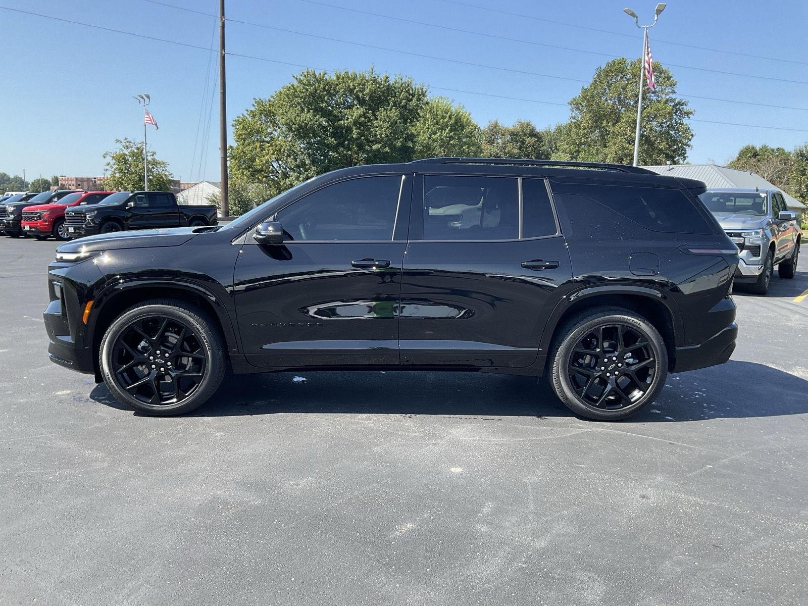 Used 2026 BLACK CHEVROLET AWD 4DR RS W/2RS image 4