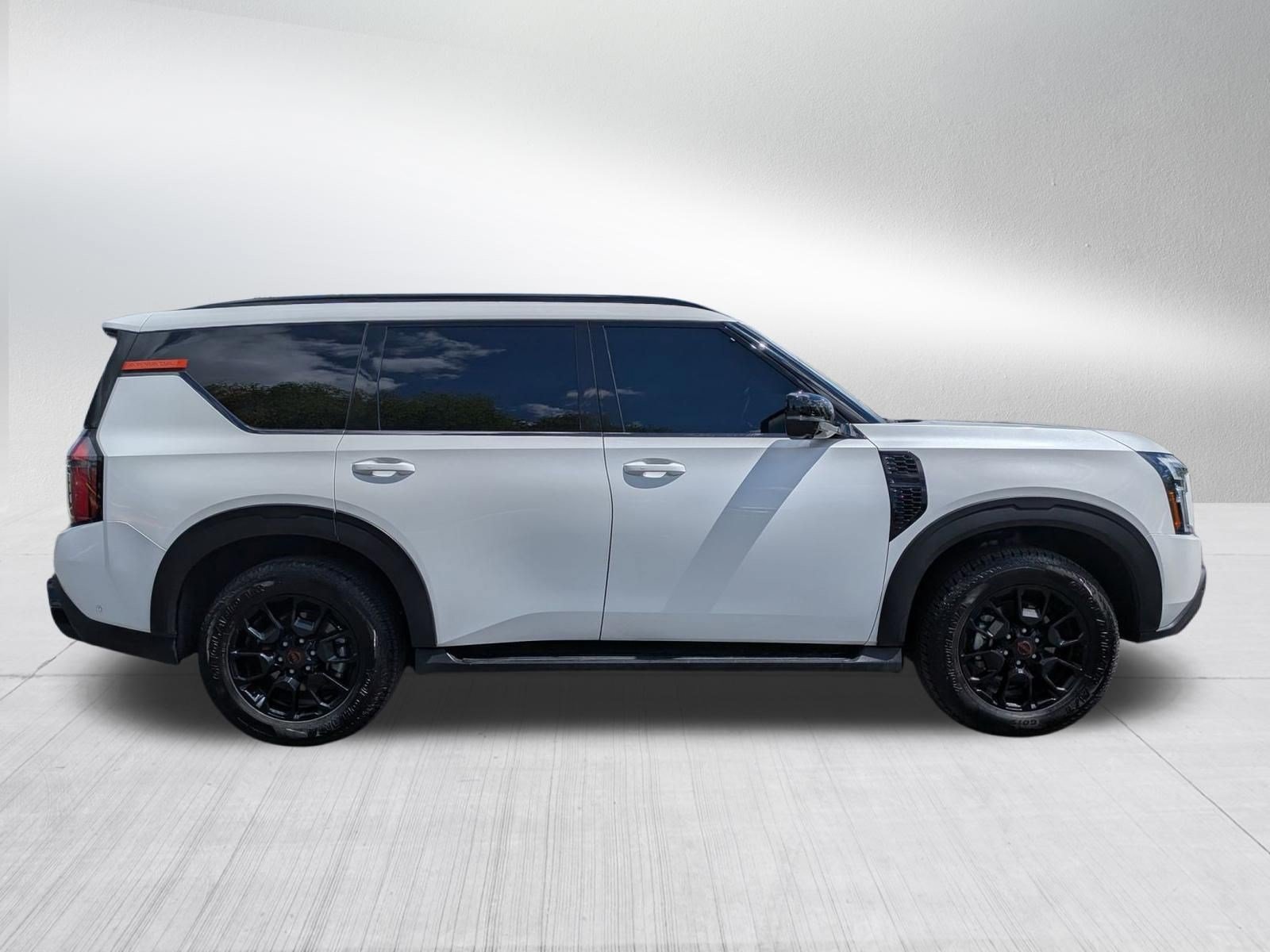 Certified Used 2025 White Nissan PRO-4X 4WD image 6