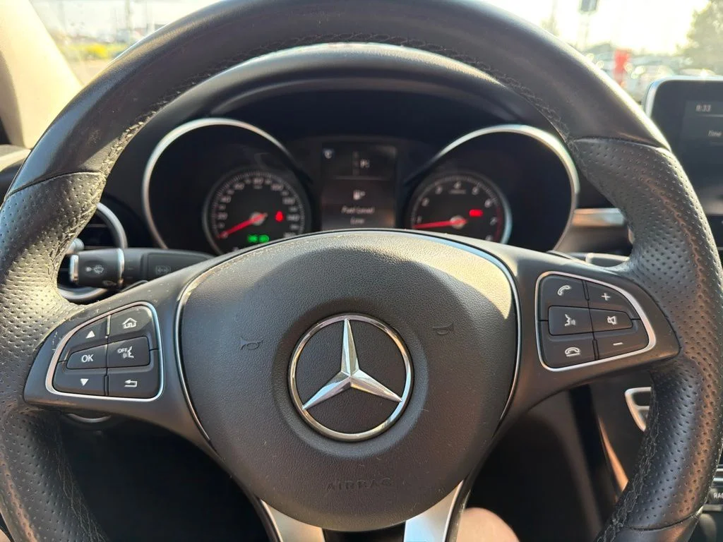 Used 2016 Silver Mercedes-Benz C 300 image 17