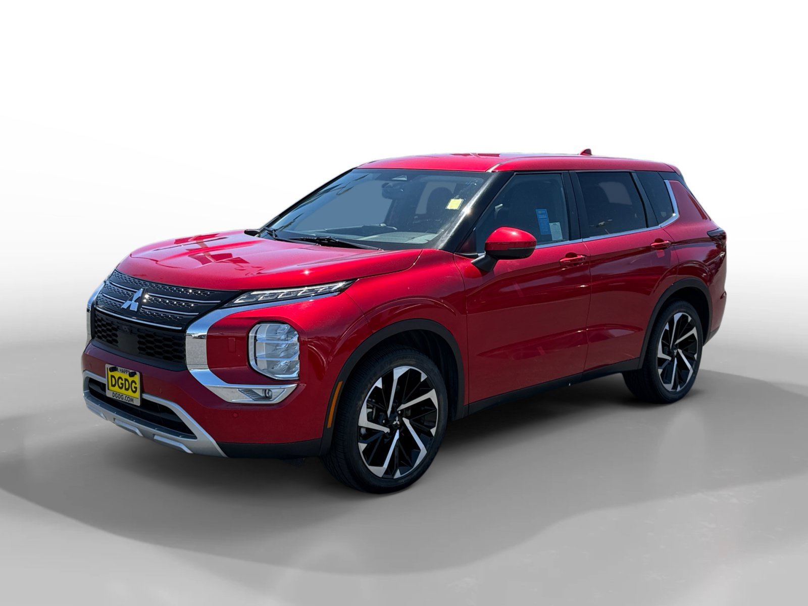 Used 2024 Alloy Silver Metallic Mitsubishi SE image 1