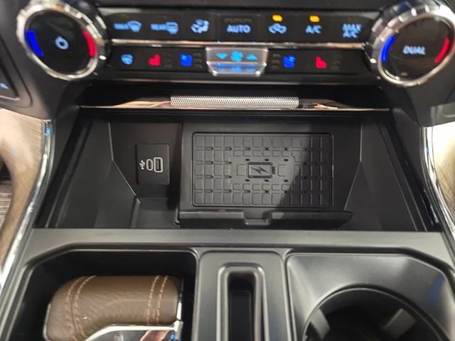 New 2026 Carbonized Gray Metallic Ford King Ranch® image 35