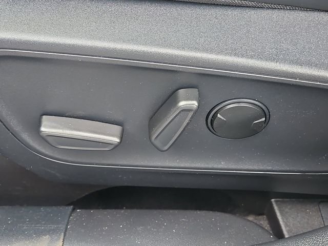 Used 2025 Black Metallic Ford ST-Line image 12