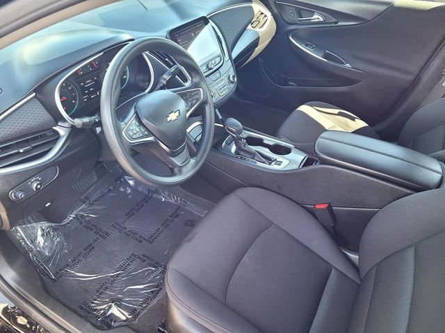 Used 2025 Black Chevrolet LT image 10