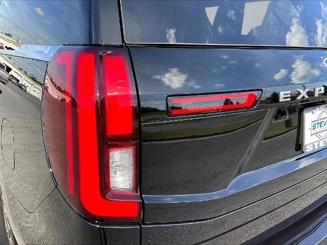 New 2027 Agate Black Metallic Ford MAX King Ranch® image 67