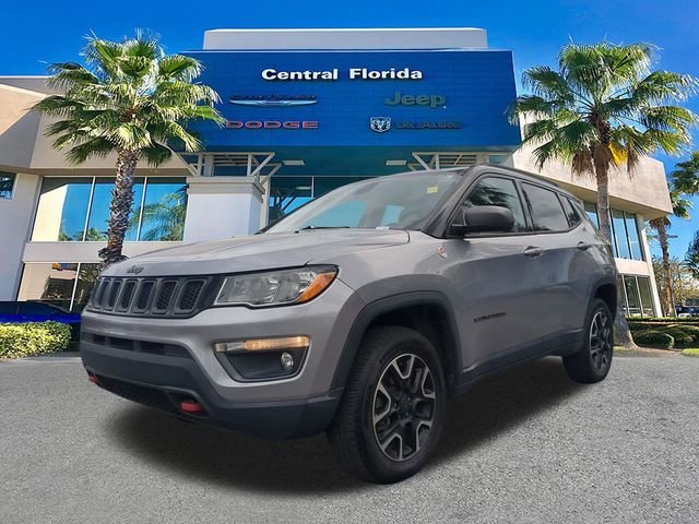 Used 2020 Silver Jeep Trailhawk image 9
