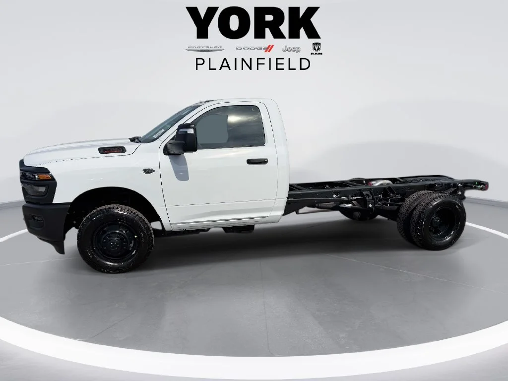 New 2027 Bright White Clear-Coat Paint RAM Tradesman image 8