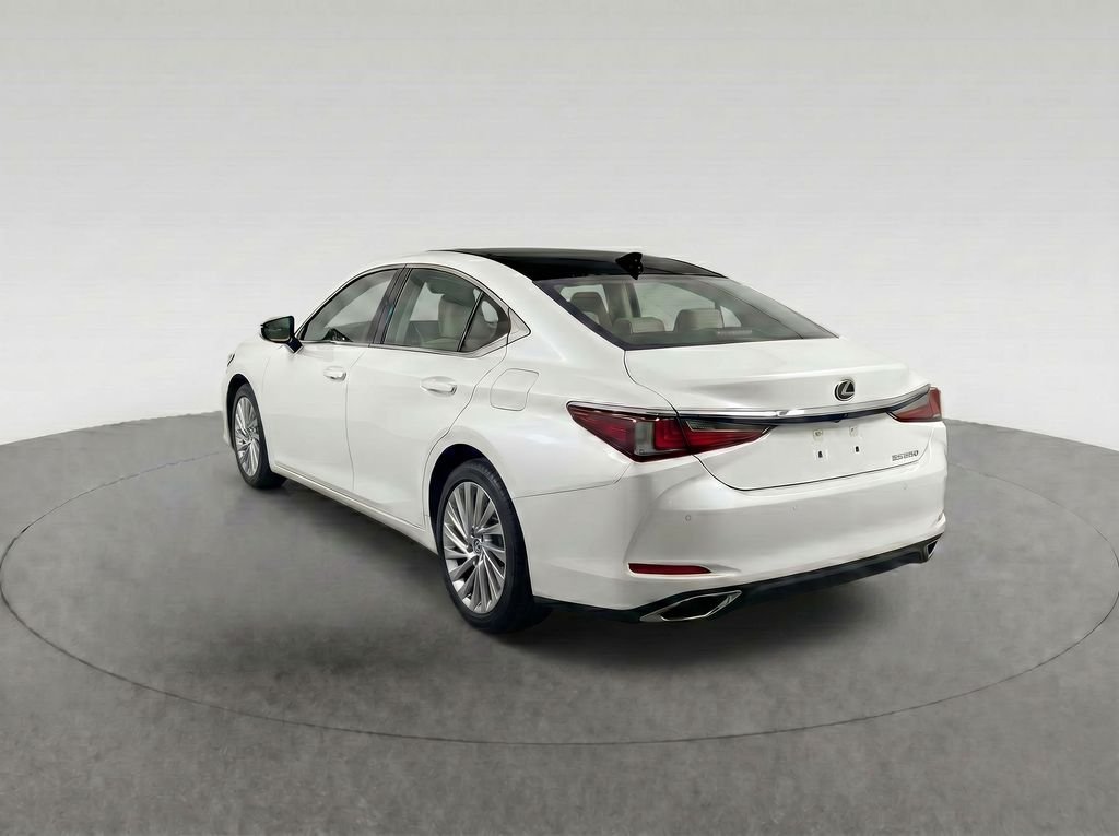 Used 2019 White Lexus 350 Ultra Luxury image 3