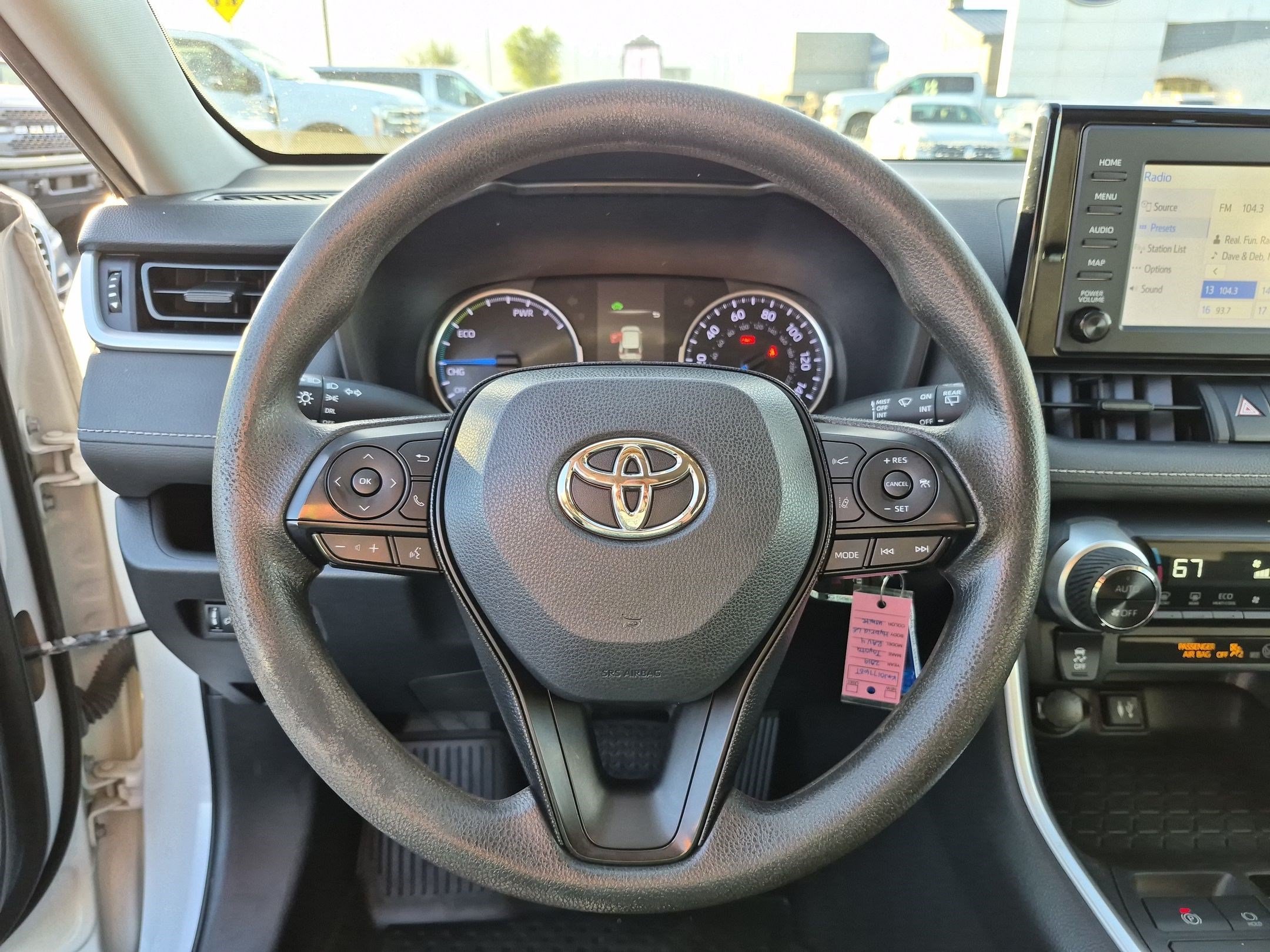 Used 2019 Super White Toyota Hybrid LE image 16