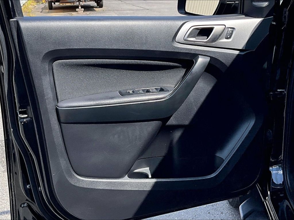 Used 2020 Black Ford XL image 9
