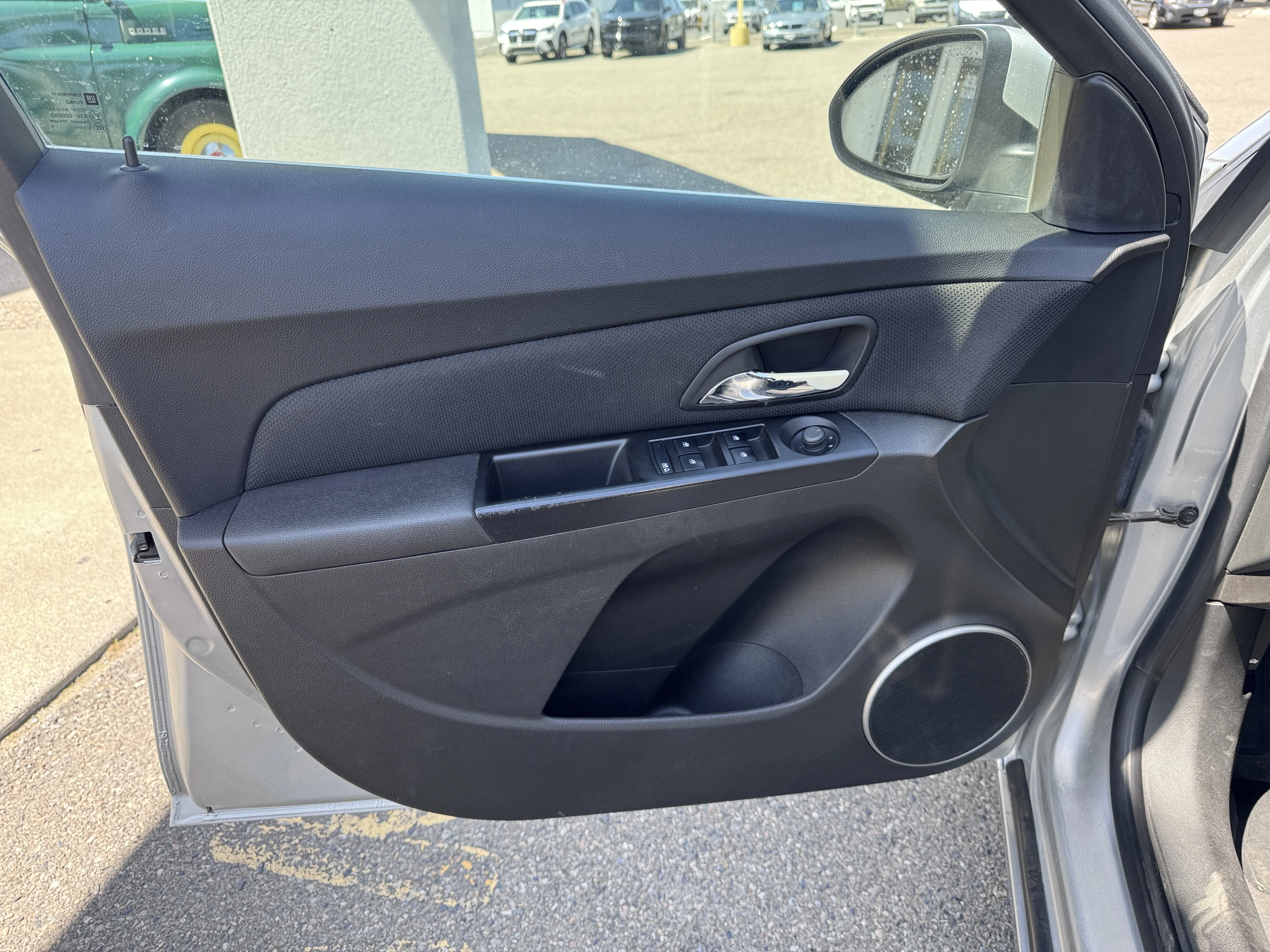 Used 2012 Silver Ice Metallic Chevrolet LT w/1LT image 8