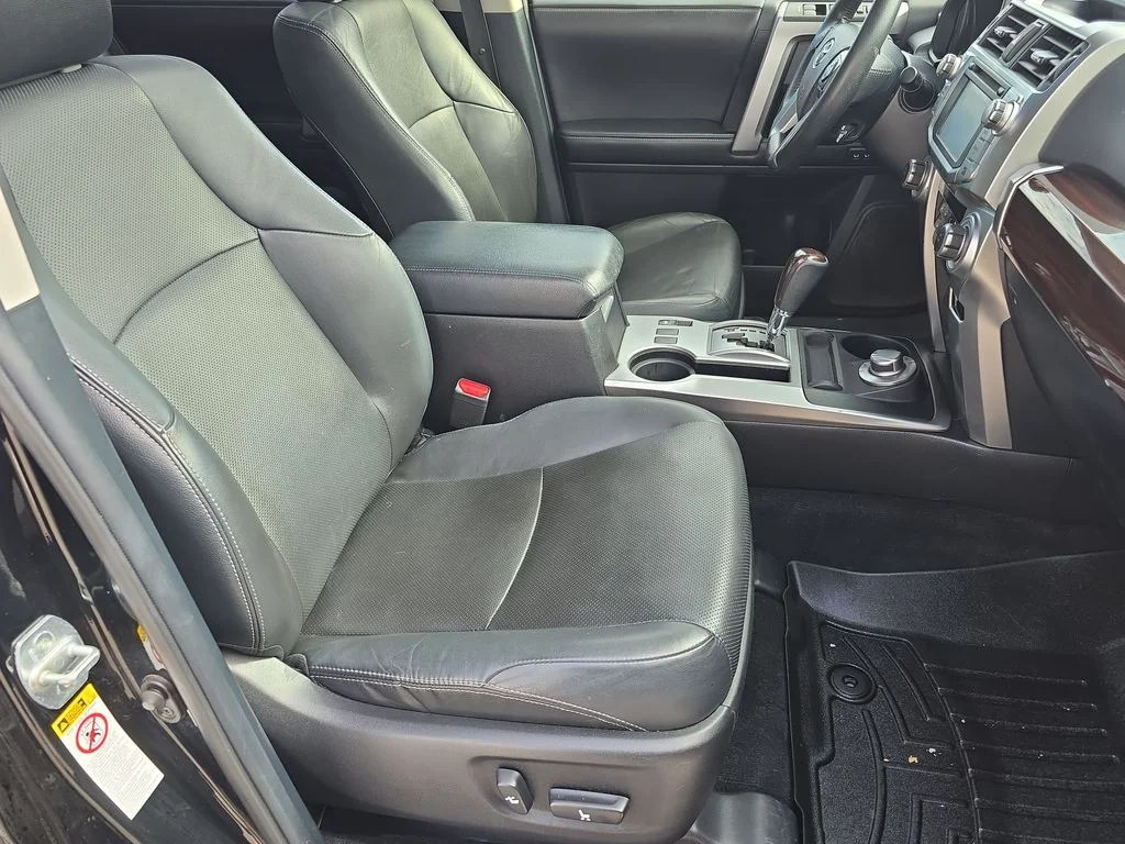 2015 Toyota 4Runner Limited - Photo 29