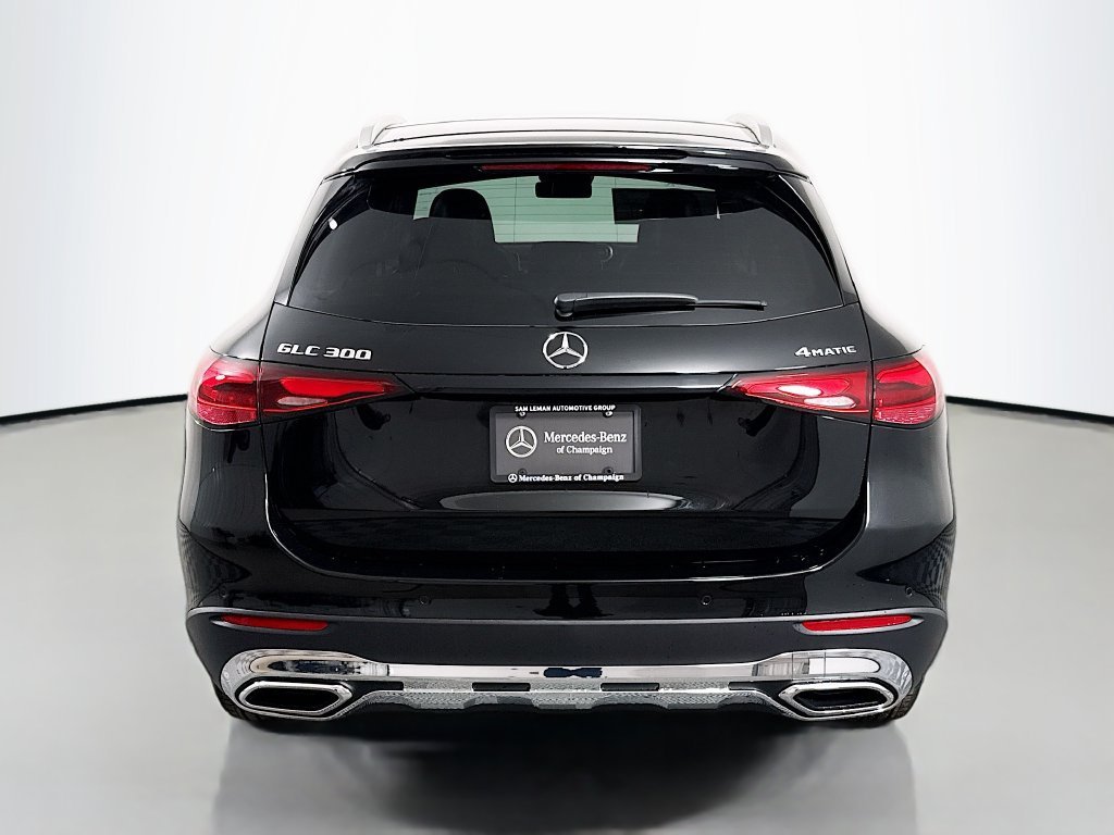 New 2026 Black Mercedes-Benz GLC 300 image 39