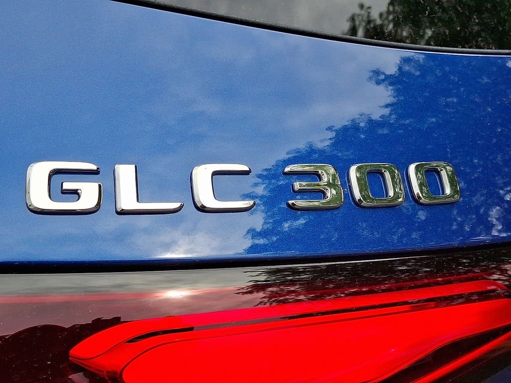 New 2026 Starling Blue Metallic Mercedes-Benz GLC 300 image 20