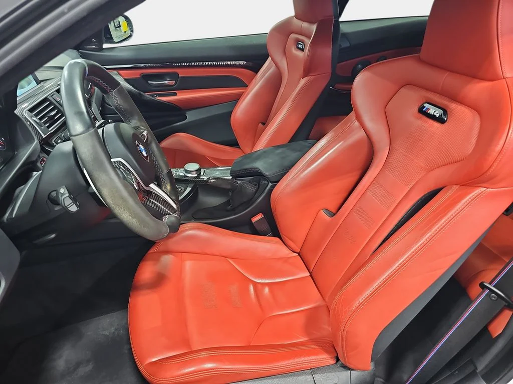 Used 2018 White BMW Base image 17