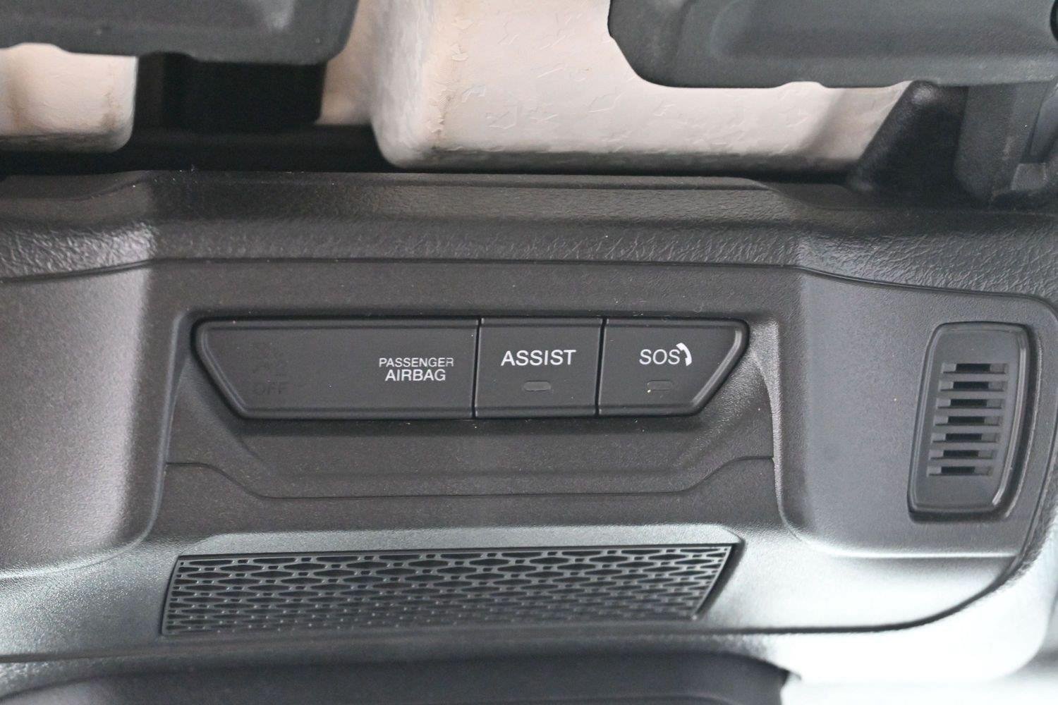 Used 2024 Bright White Clearcoat Jeep Sahara image 28