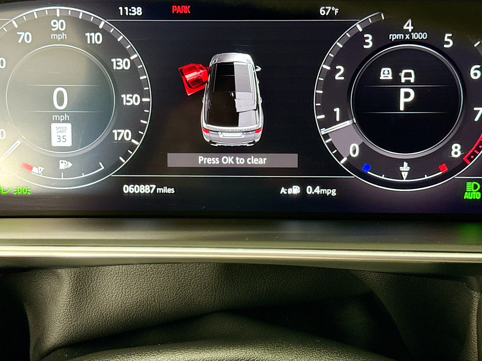 Used 2020  Land Rover HSE Dynamic image 14