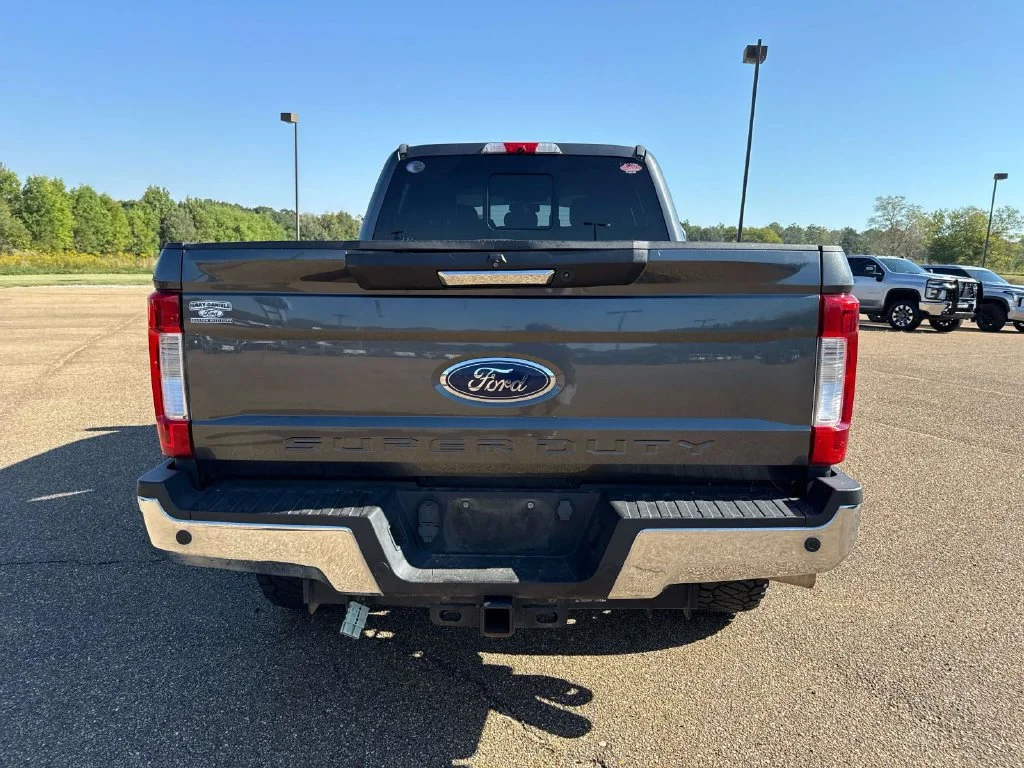 Used 2017 Gray Ford Lariat image 6
