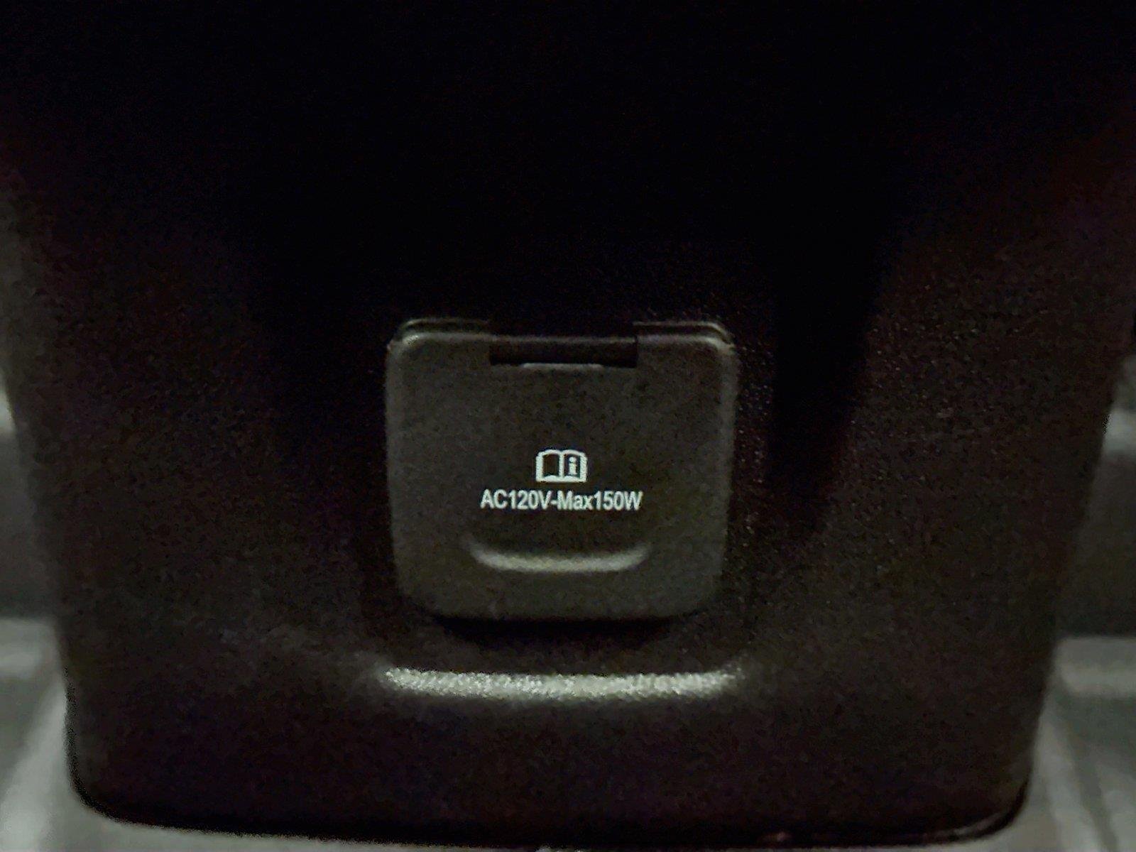 Used 2023 Summit White GMC SLT image 36