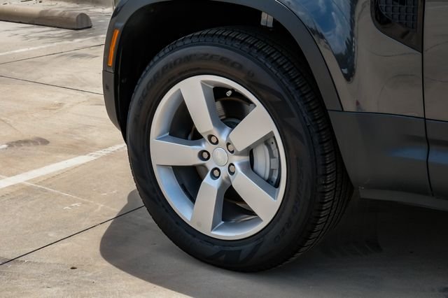 Certified Used 2024 Gray Land Rover S image 64