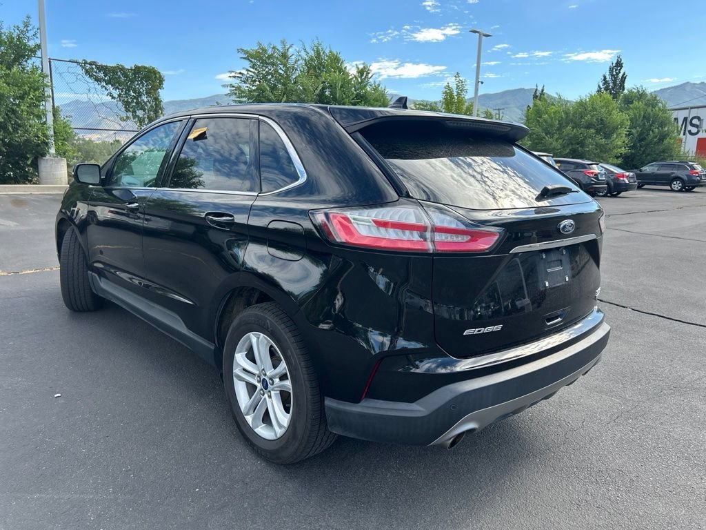 Used 2019 Black Metallic Ford SEL image 13