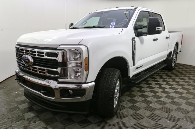 Used 2024  Ford XLT image 5