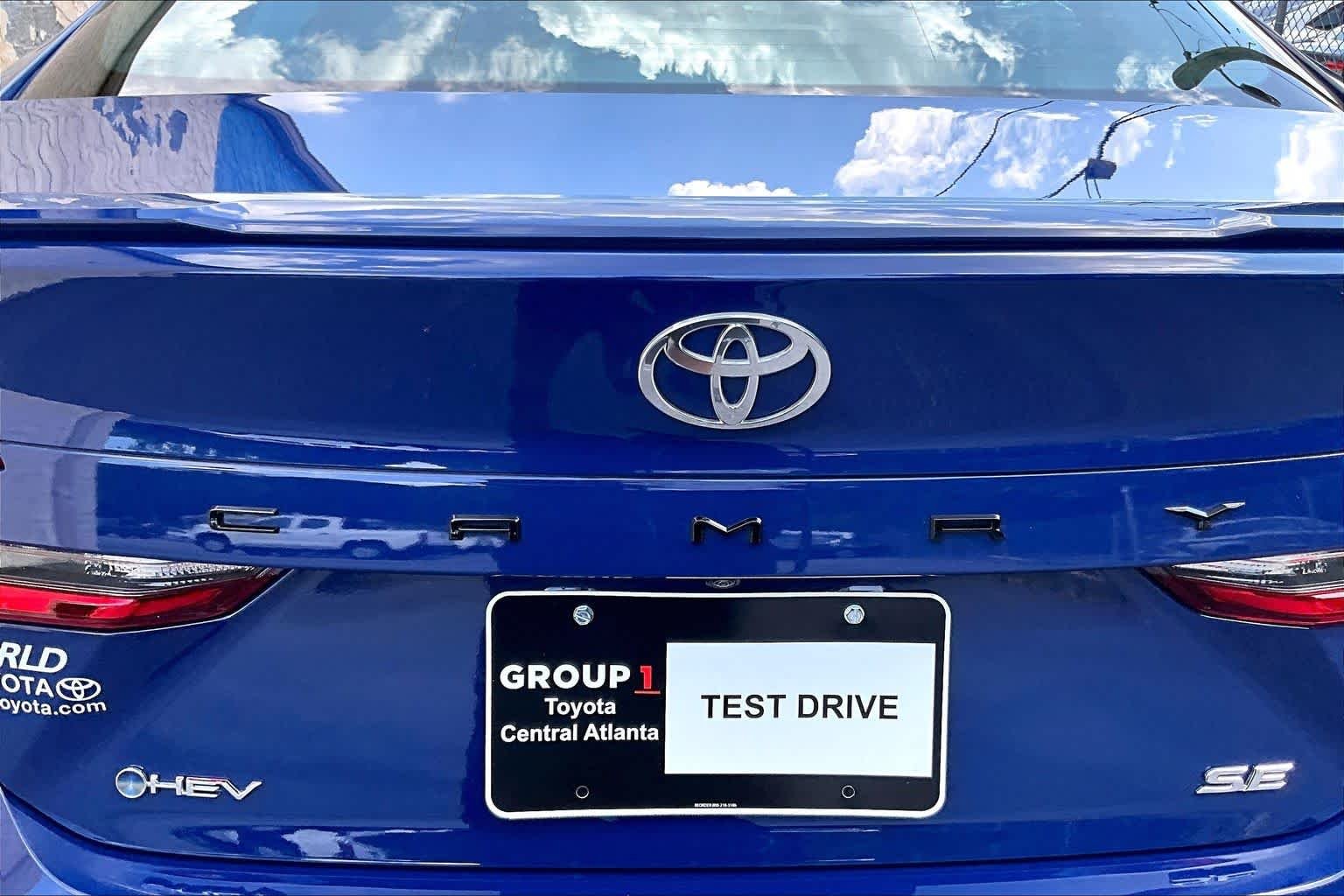 Used 2025 Reservoir Blue Toyota SE image 31