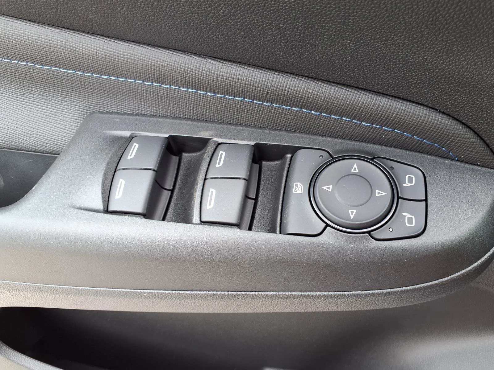 2026 Buick Envista Sport Touring - Photo 12