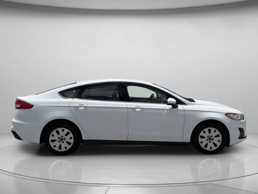 Used 2020 White Ford S image 2