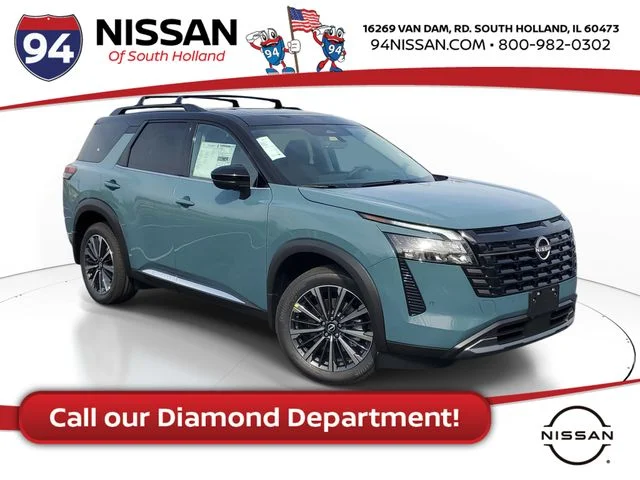 2026 Nissan Pathfinder Platinum 4WD's photo