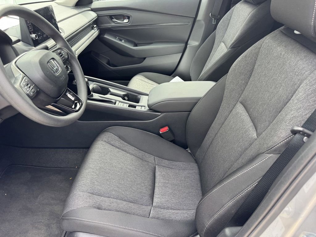 Used 2026  Honda SE image 13