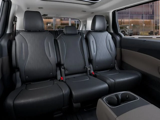 New 2026 Snow White Pearl Kia SX image 16