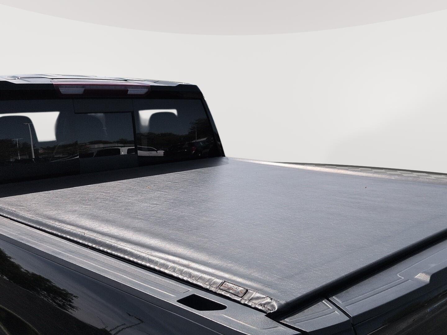 Used 2022 Onyx Black GMC Denali image 7