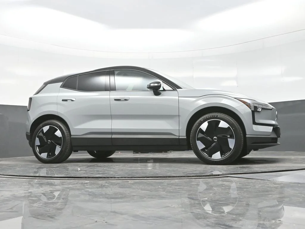 New 2026 Vapour Grey Volvo Twin Motor Performance Plus image 42