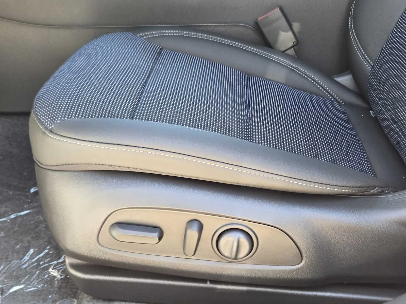 2026 Buick Envista Preferred - Photo 16