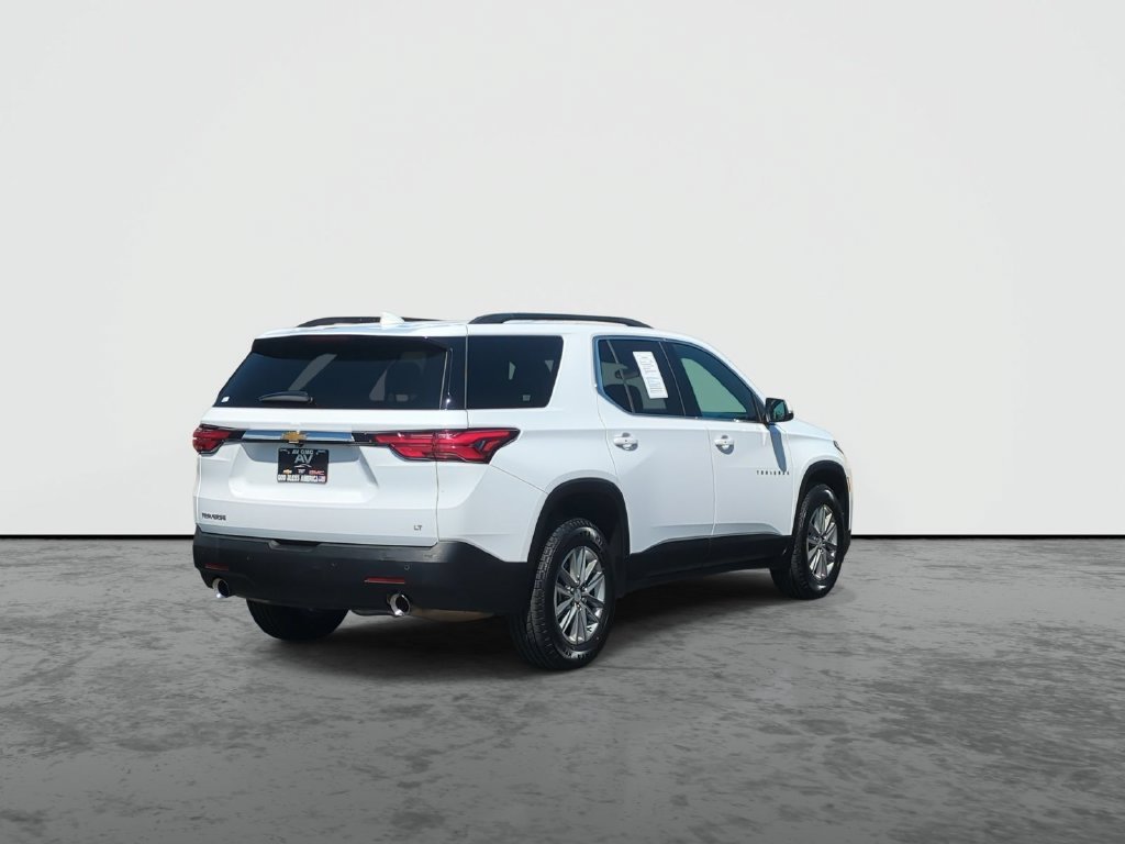 Used 2023 Summit White Chevrolet LT Cloth image 8