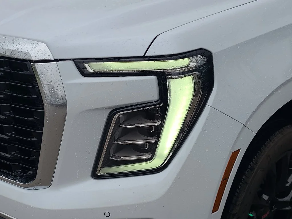 New 2026 Glacier White Tricoat GMC Denali image 24