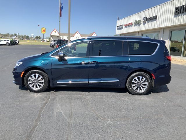 Used 2021 Fathom Blue Pearlcoat Chrysler Hybrid Limited image 2